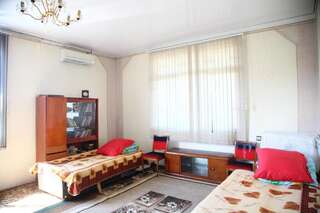 Дома для отпуска РОМАШКА -Сухум Сухум Коттедж с 6 спальнями-10